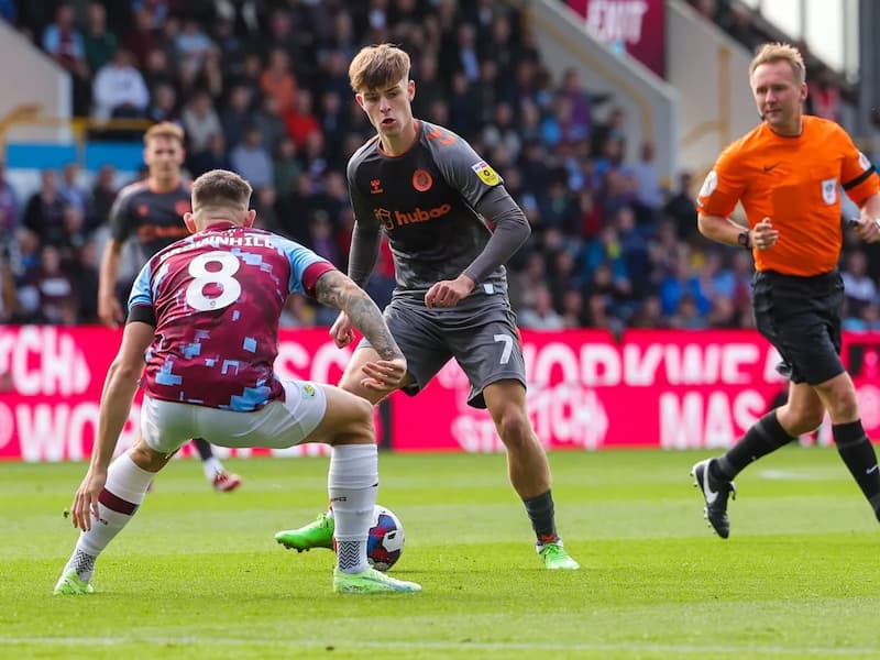 Soi Kèo Trận Đấu  Bristol City vs Burnley